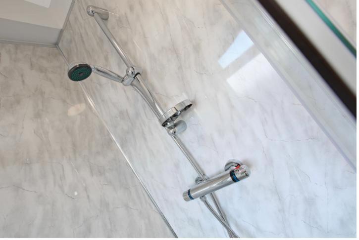 2B Spv Double En-Suite Room Wakefield Ngoại thất bức ảnh